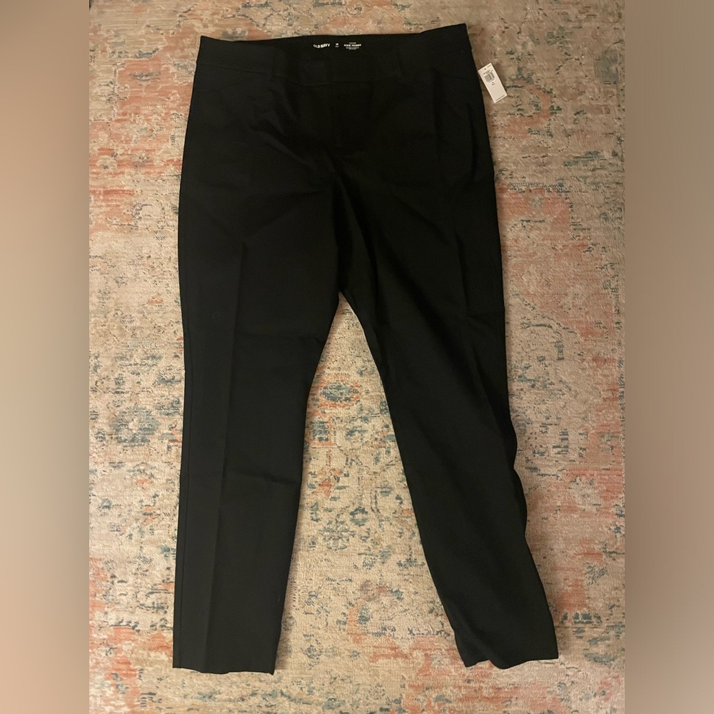 Casual black pants. NWT.